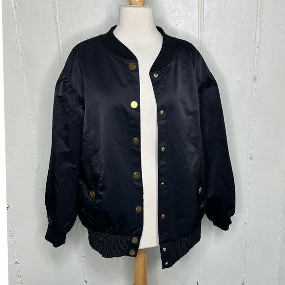 Victoria's Secret Sport Black Bomber Jacket Snap Button Lightweight Oversized L - Picture 3 of 11